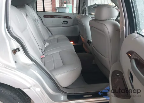 2002 Lincoln Town Car Executive from USA, damaged, VIN 1LNHM81W42Y608998